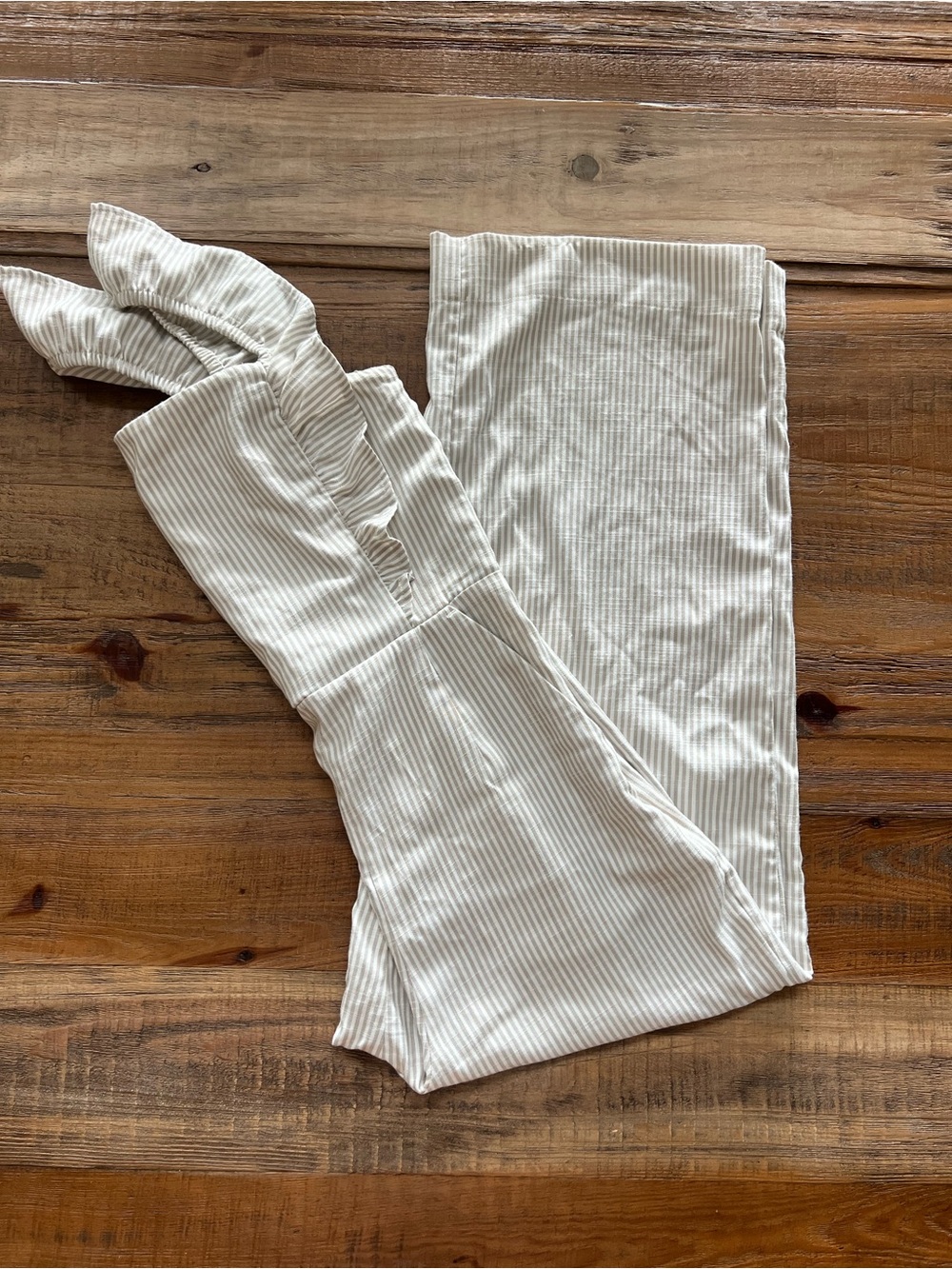 GAP White & Tan Pinstripe Ruffle Strap Cropped Wide Leg Jumpsuit | Size 4